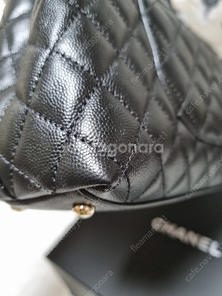 샤넬 코코핸들 라지 (구미듐) 샴페인골드 아웃스티치 올블랙 최상품--8